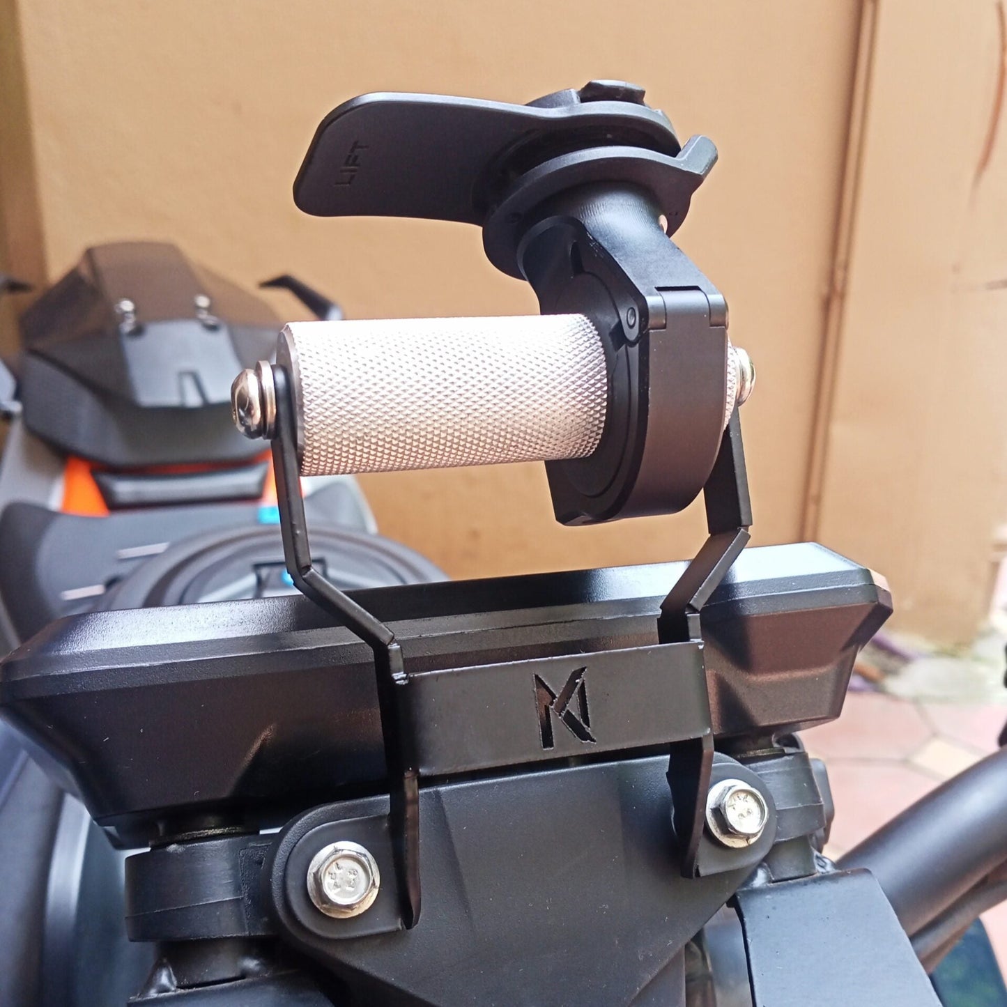 KTM Duke 390/250-Gen3 Display Brace member / Display support